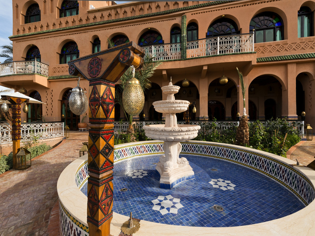 Kasbah courtyard fountain — wedding setting